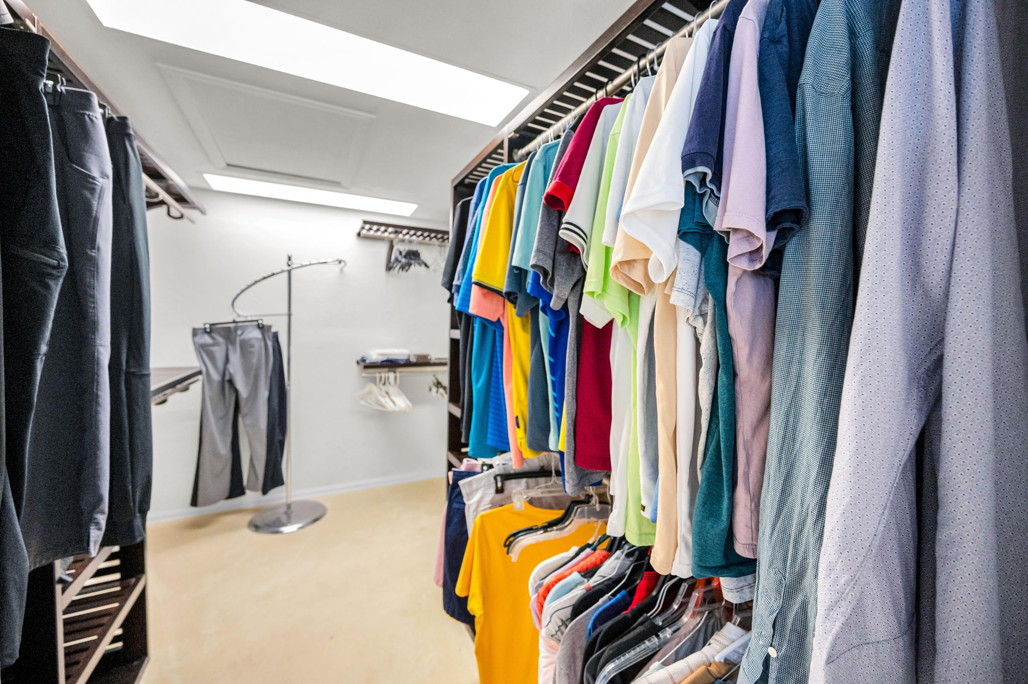 Upper Level Primary Bedroom Walk-in Closet1a