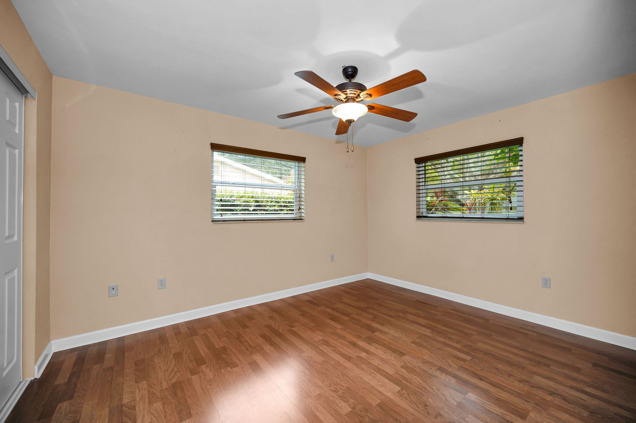 Bedroom4