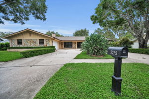 Front Exterior4