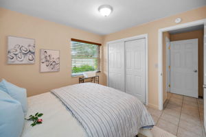 Guest Bedroom2b