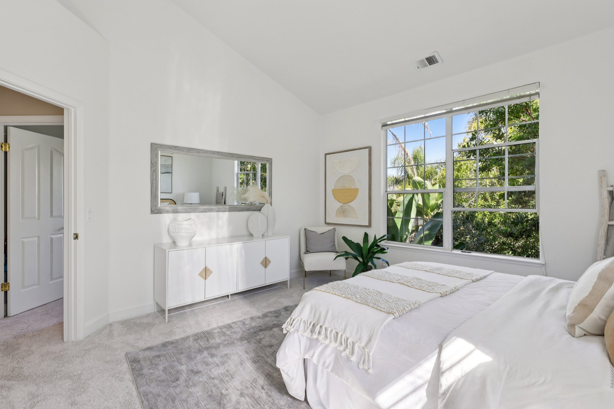 Bentley Ridge Dr-S0810-041.jpg