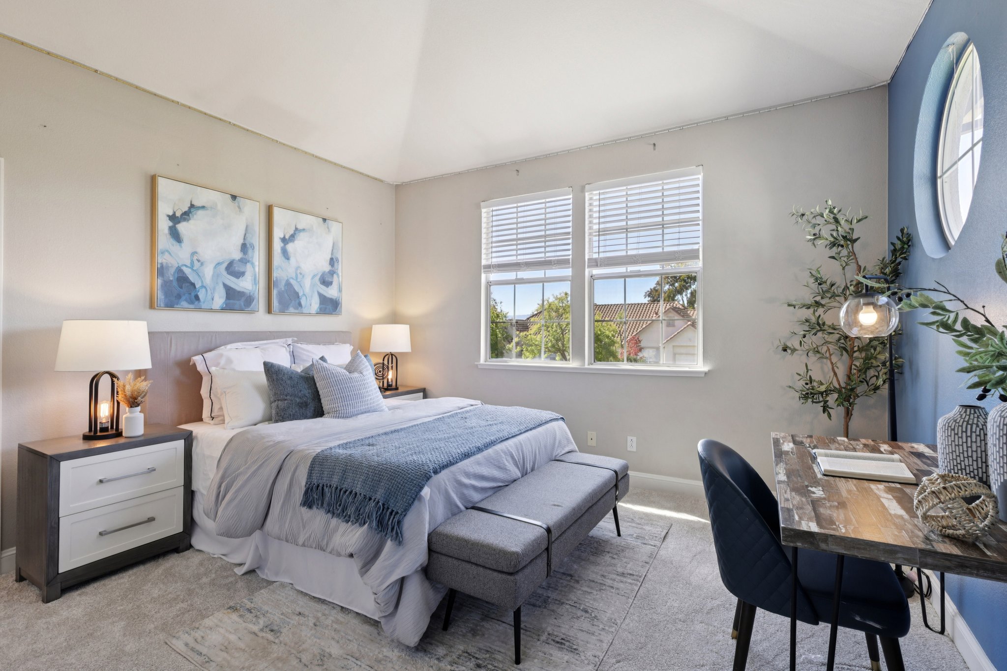 Bentley Ridge Dr-S0810-044.jpg