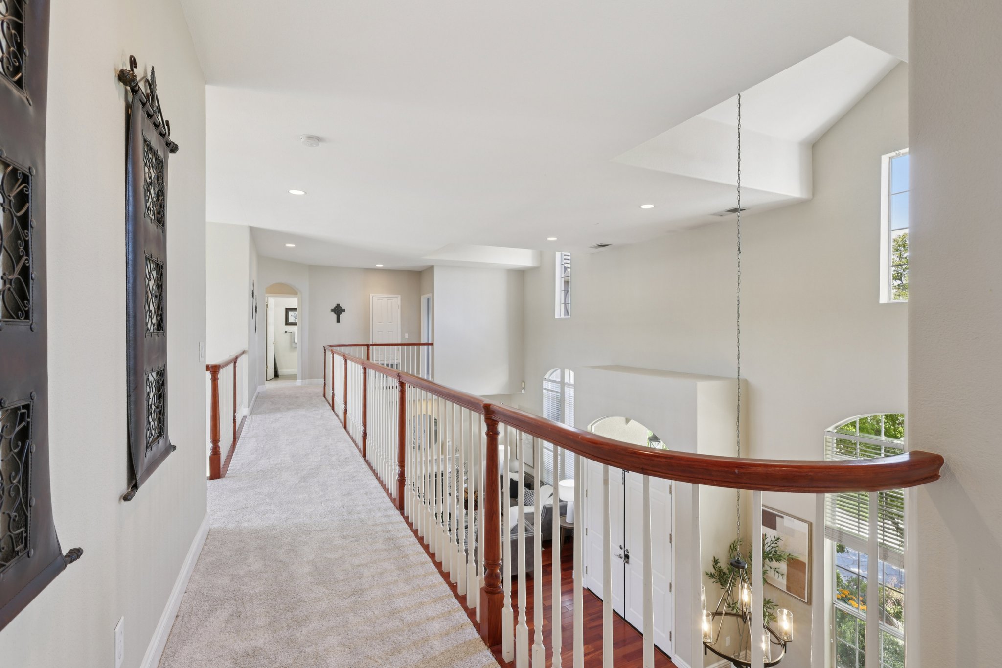 Bentley Ridge Dr-S0810-048.jpg