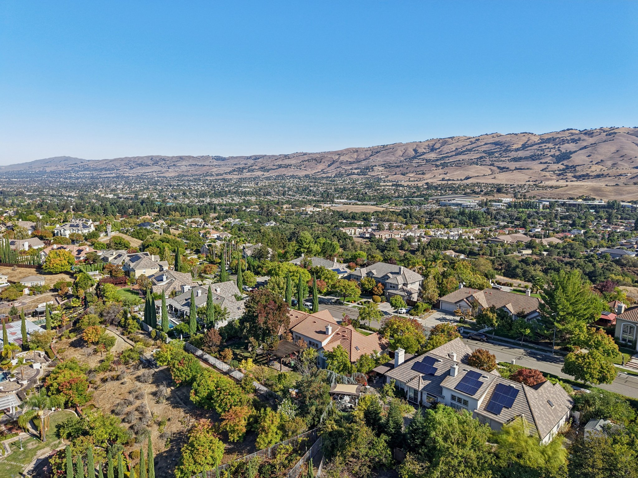 Bentley Ridge Dr-S0810-071.jpg