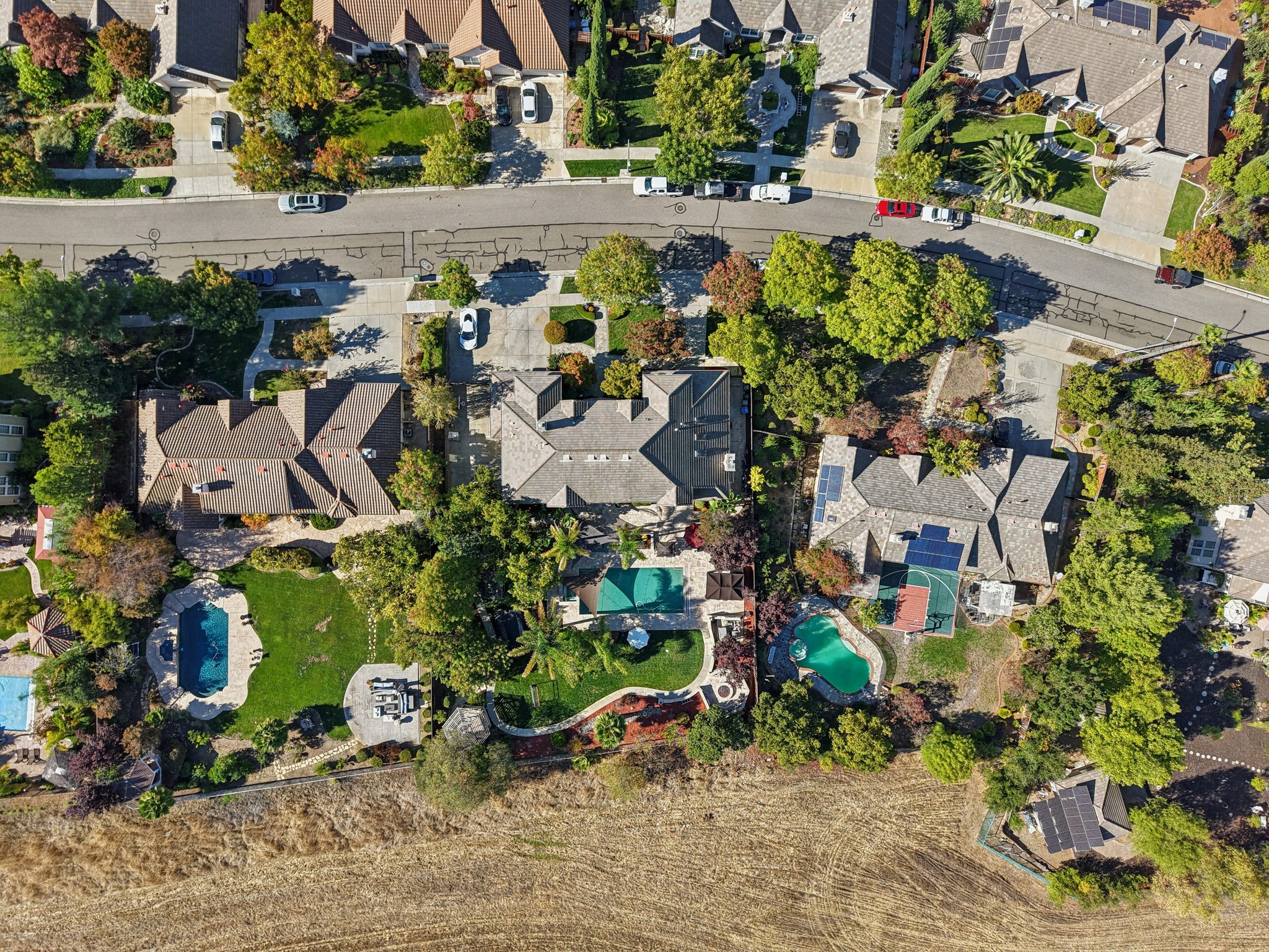 Bentley Ridge Dr-S0810-085.jpg