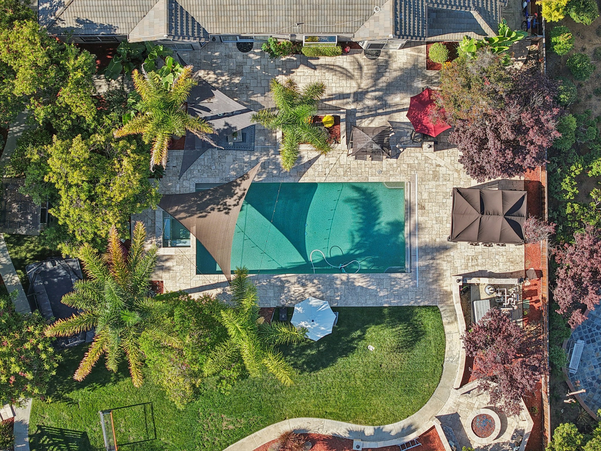 Bentley Ridge Dr-S0810-086.jpg