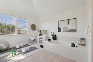 Bentley Ridge Dr-S0810-035.jpg