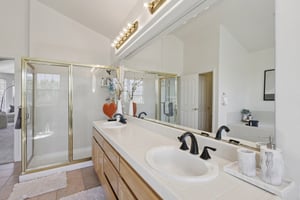 Bentley Ridge Dr-S0810-036.jpg