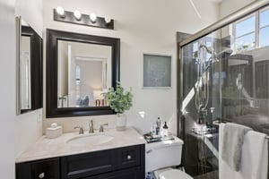 Bentley Ridge Dr-S0810-047.jpg