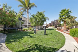 Bentley Ridge Dr-S0810-058.jpg