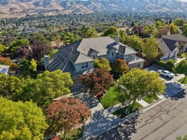 Bentley Ridge Dr-S0810-069.jpg