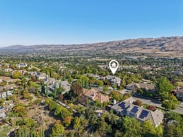 Bentley Ridge Dr-S0810-072.jpg