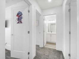  Photo 36