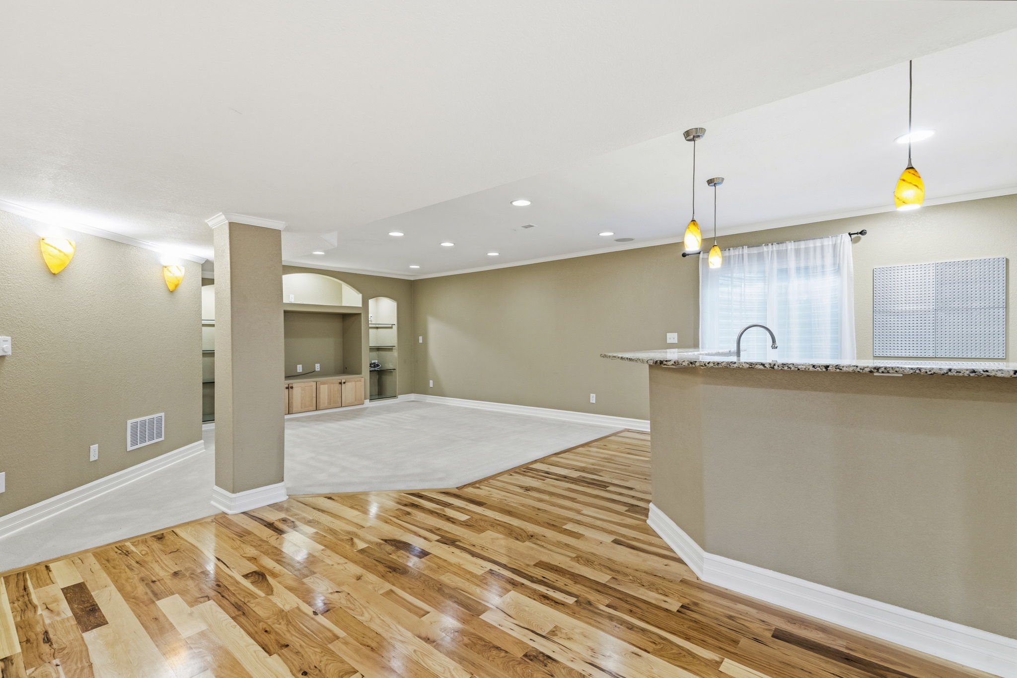  Photo 59