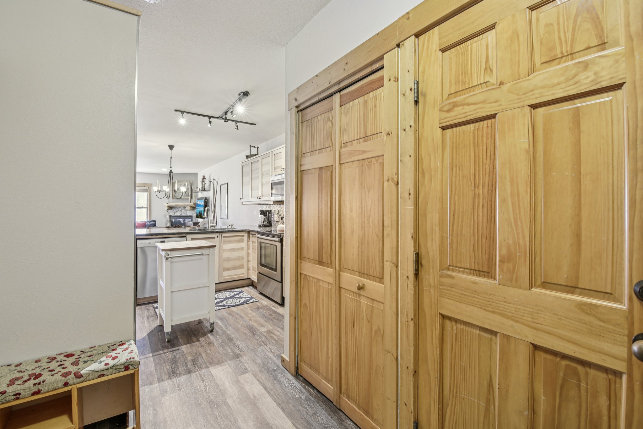 US-6 2615-S1211-015.jpg