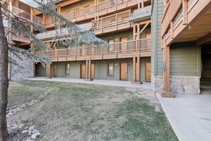 US-6 2615-S1211-004.jpg