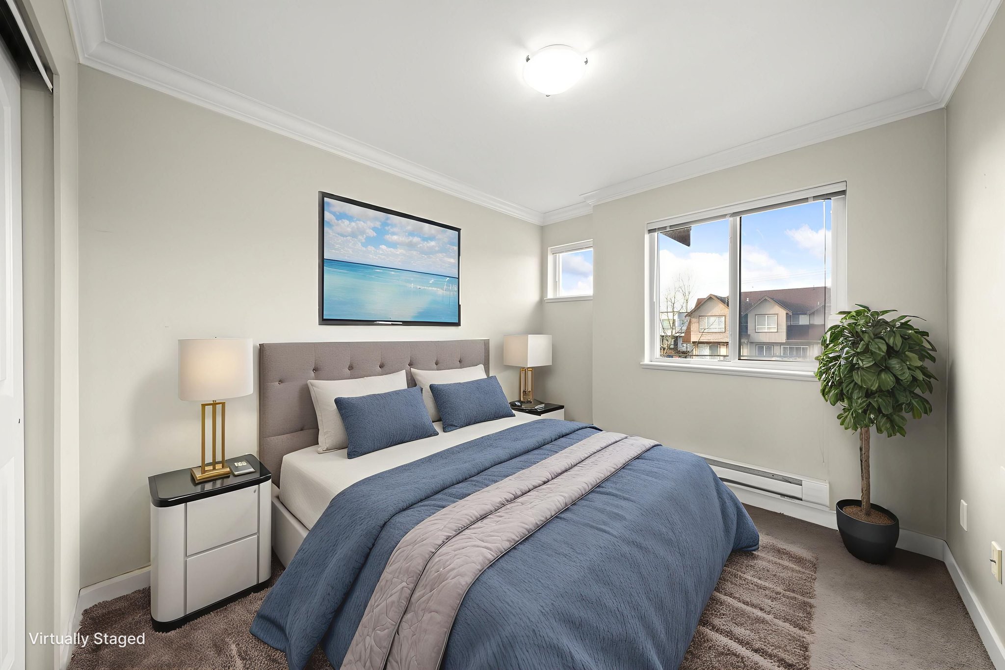 DSC05534 virtually staged.jpeg