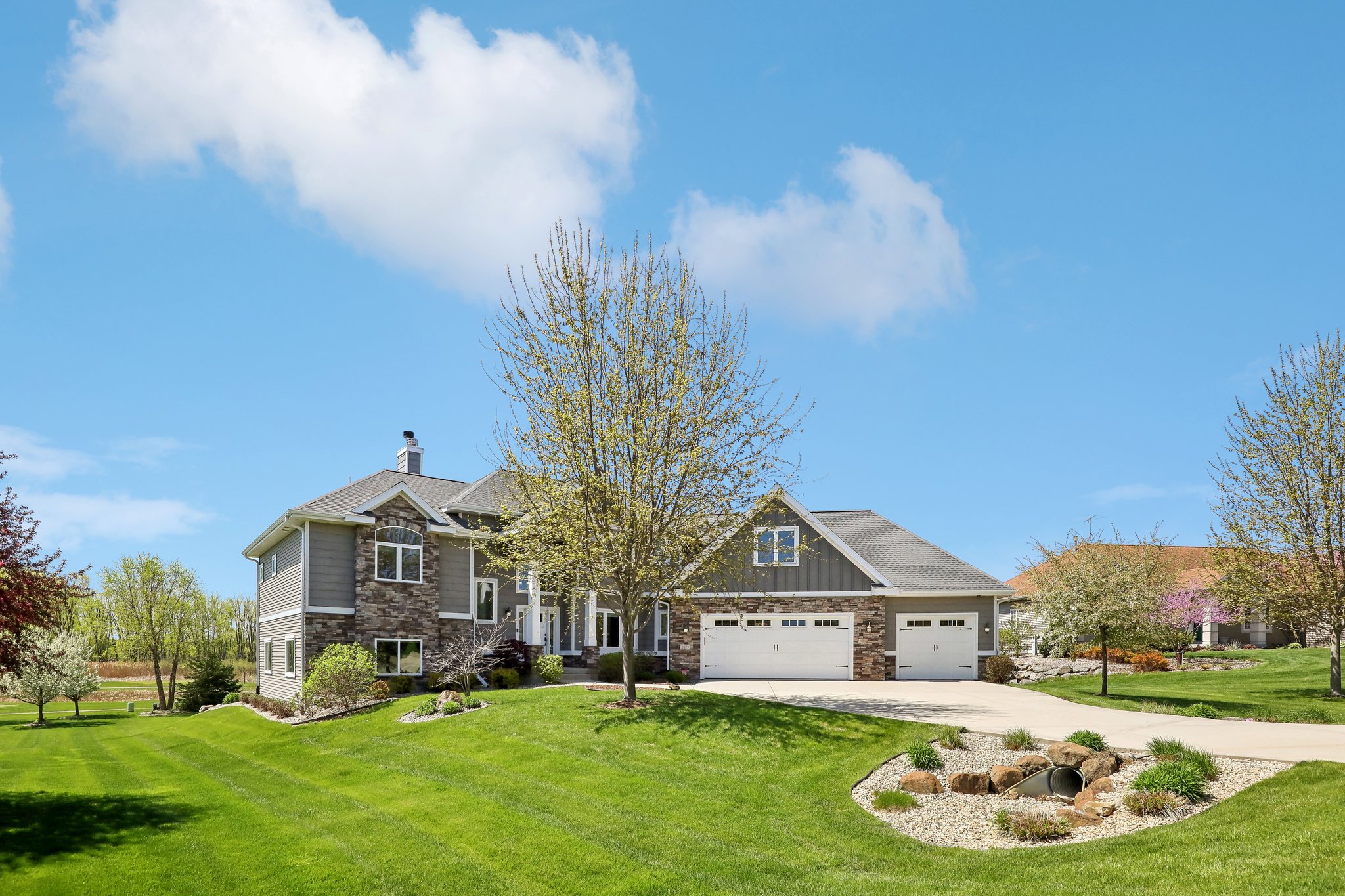 Glen Oaks Cir-004.jpg