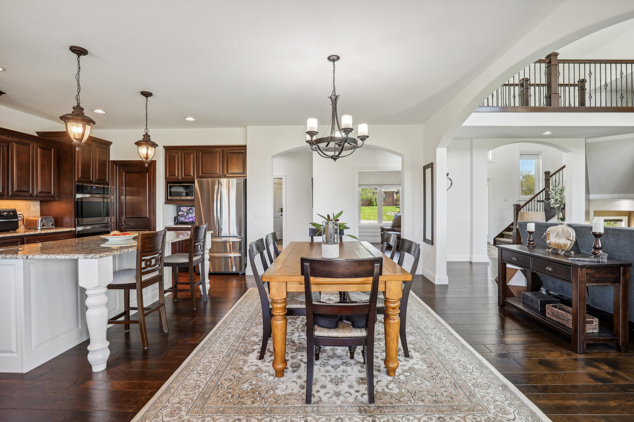 Glen Oaks Cir-022.jpg