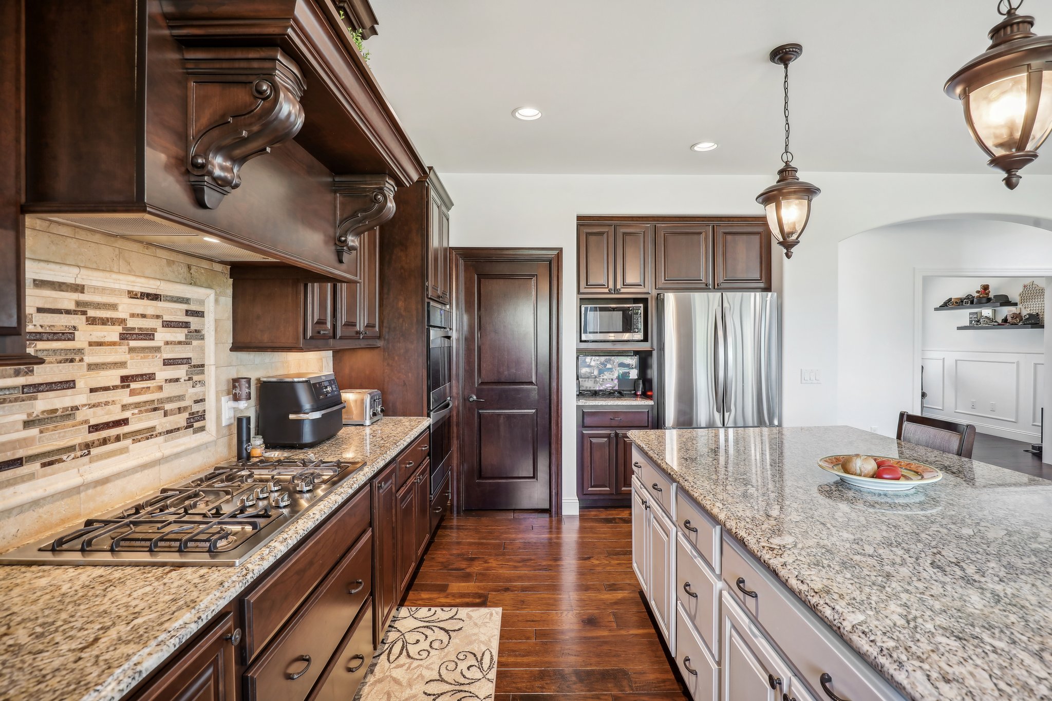 Glen Oaks Cir-028.jpg
