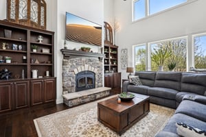 Glen Oaks Cir-009.jpg