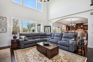 Glen Oaks Cir-010.jpg