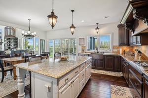 Glen Oaks Cir-030.jpg