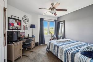 Glen Oaks Cir-060.jpg