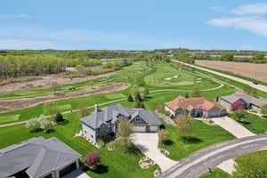 Glen Oaks Cir-071.jpg