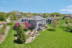 Glen Oaks Cir-087.jpg