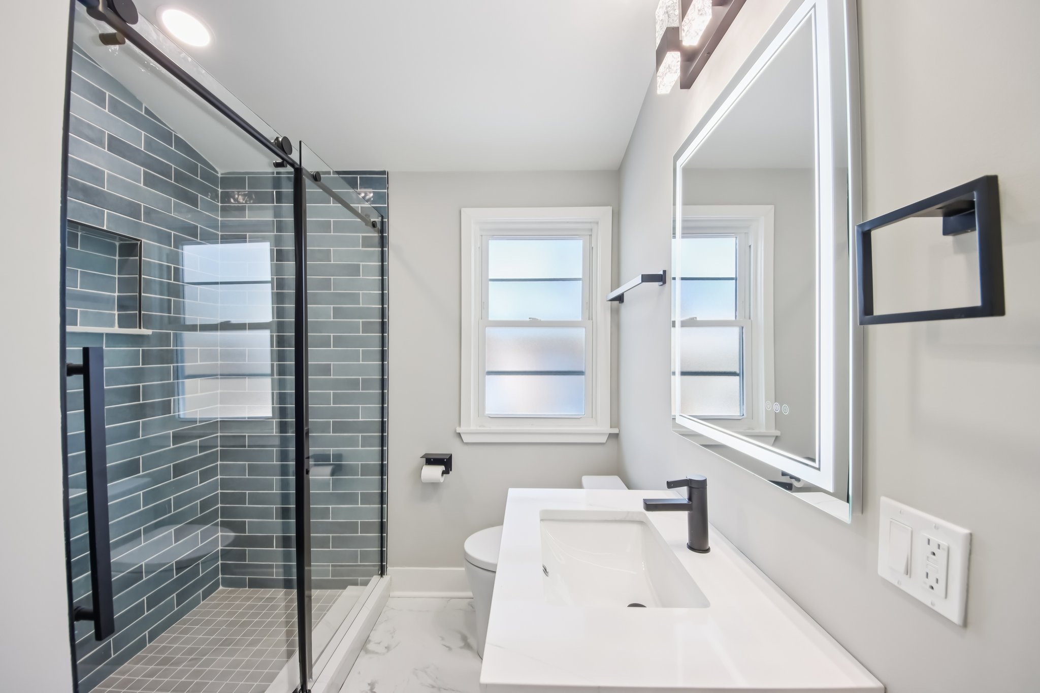 4th St-S2701-019.jpg