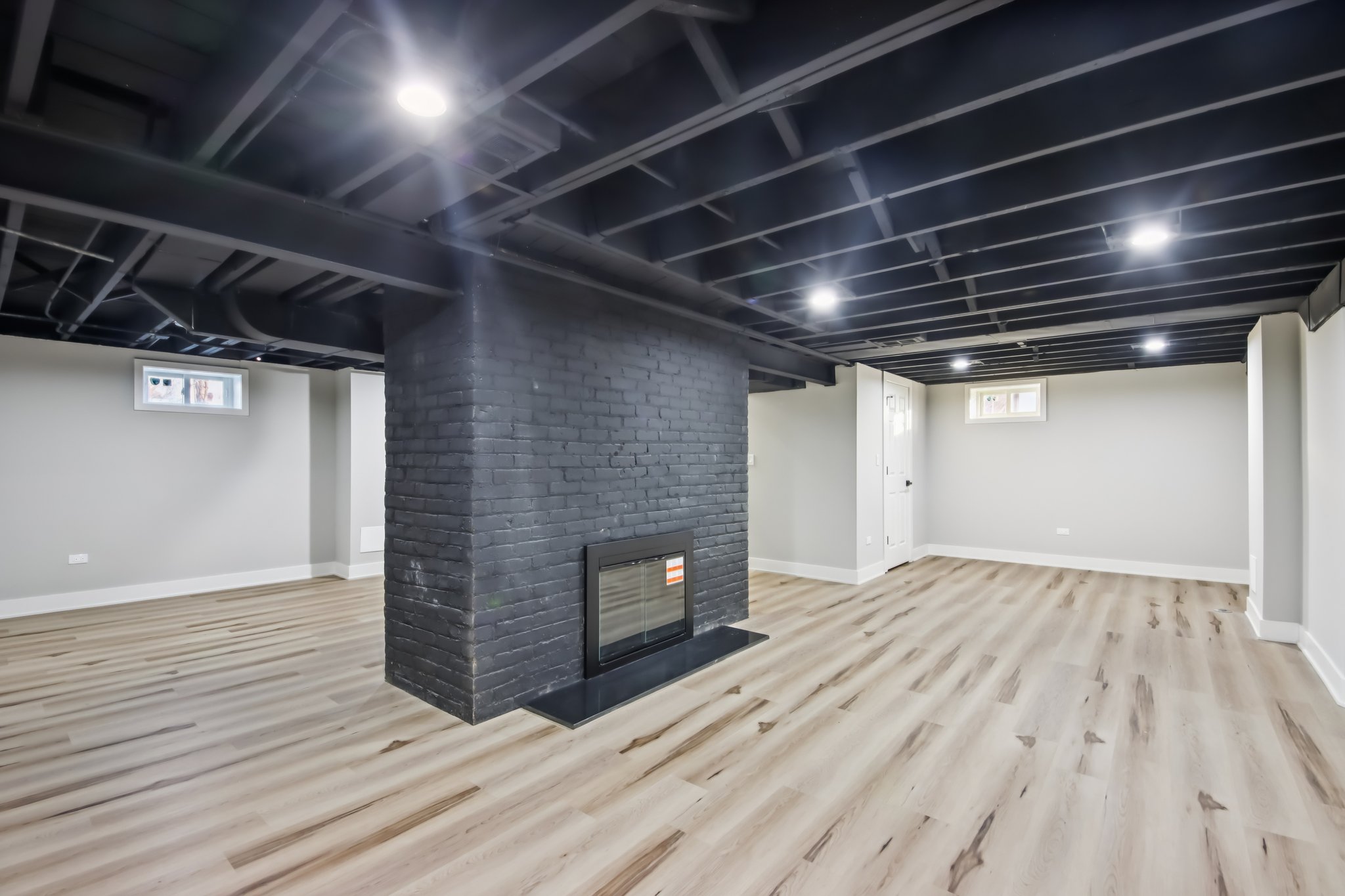 4th St-S2701-033.jpg