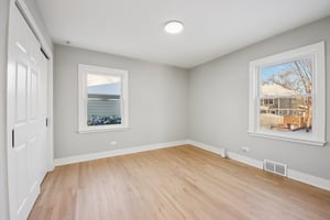 4th St-S2701-015.jpg