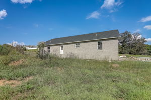 Buttercup Flds Rd-037