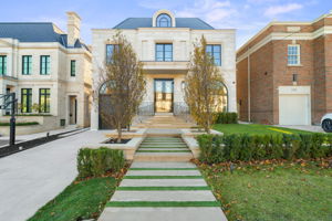 228 Dunvegan Road, Toronto ON