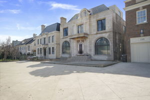 228 Dunvegan Rd., Toronto ON — real estate photography by Amazing Photo Video