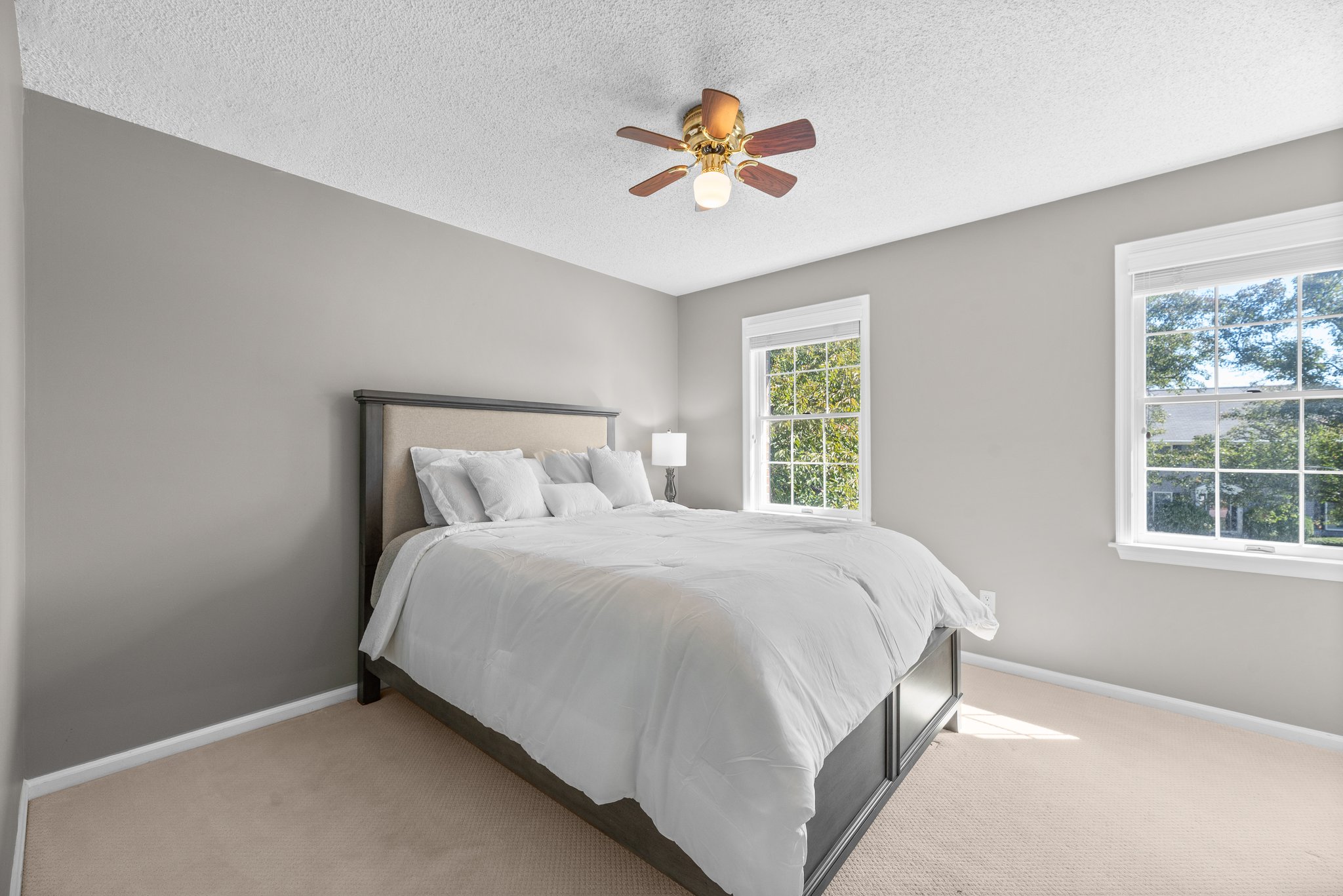 34. Upper bedroom.jpg