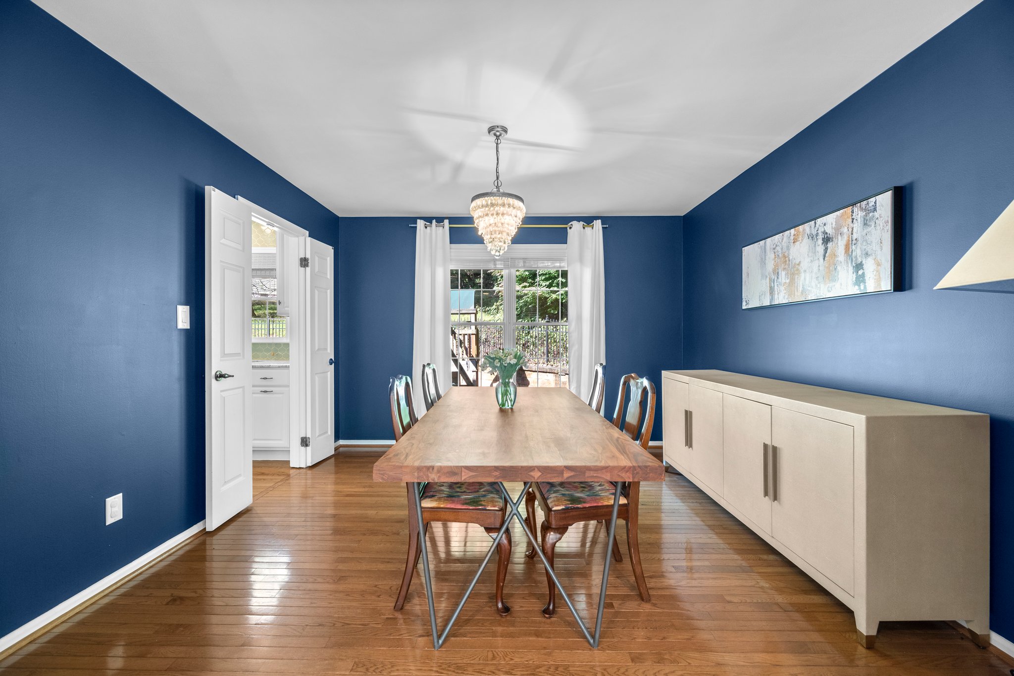 09. Dining room-1.jpg