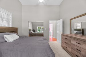 39. Upper bedroom.jpg