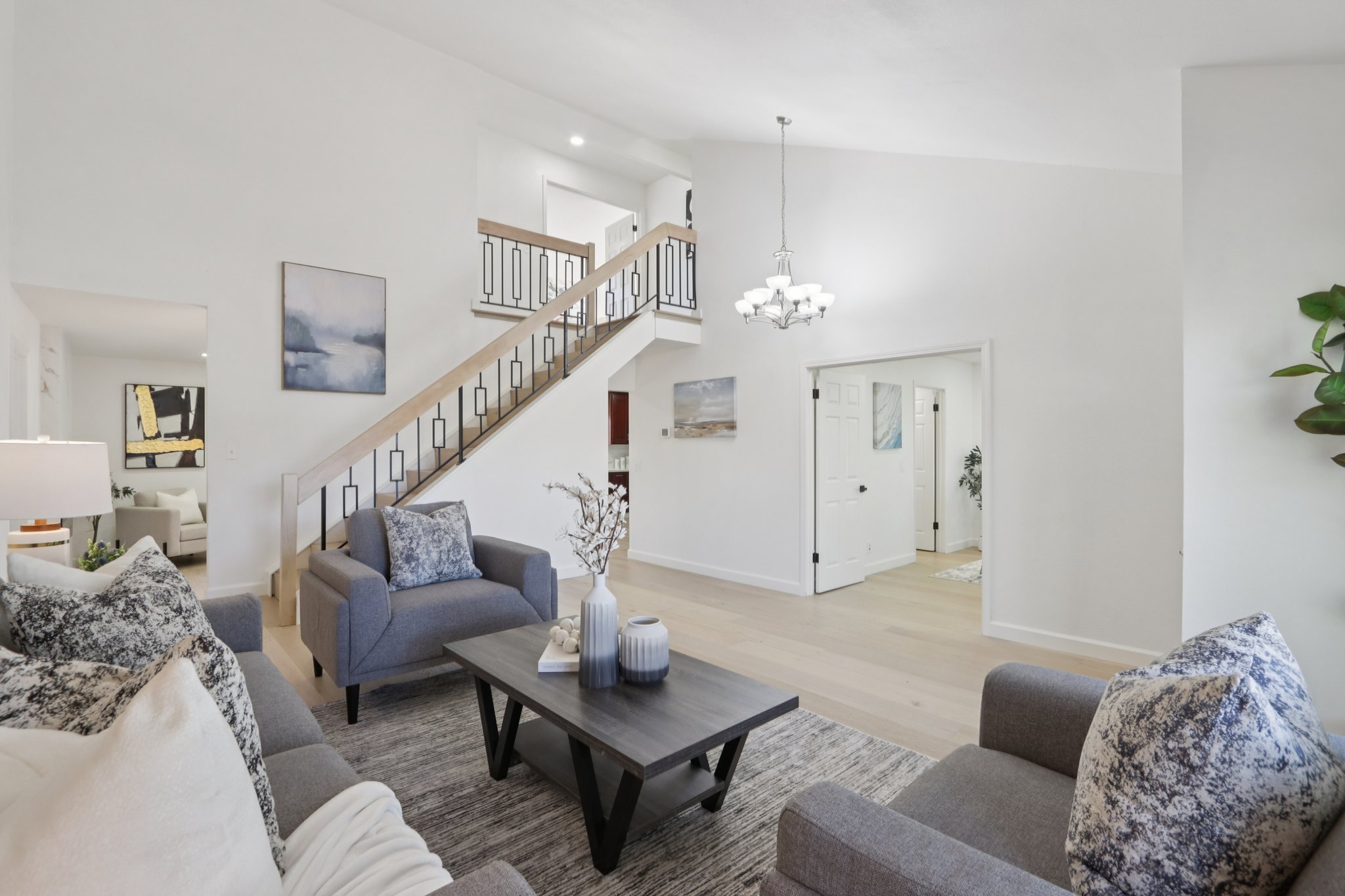 Martinvale Ln-L0811-017.jpg