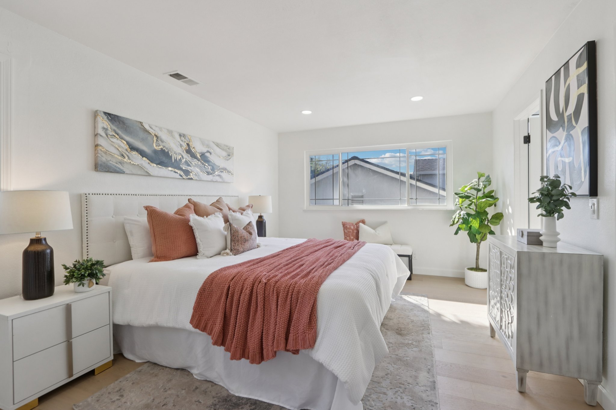 Martinvale Ln-L0811-038.jpg