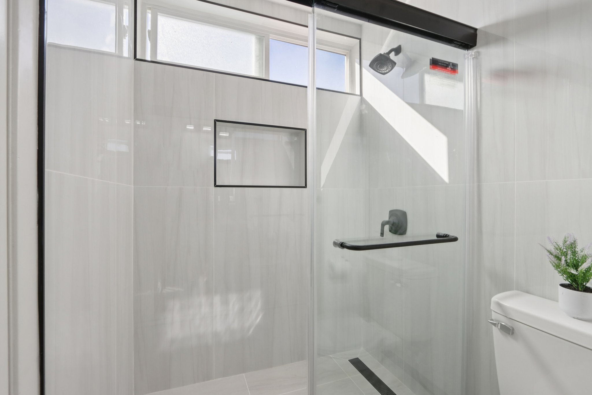 Martinvale Ln-L0811-042.jpg