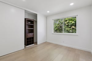 Martinvale Ln-L0811-034.jpg