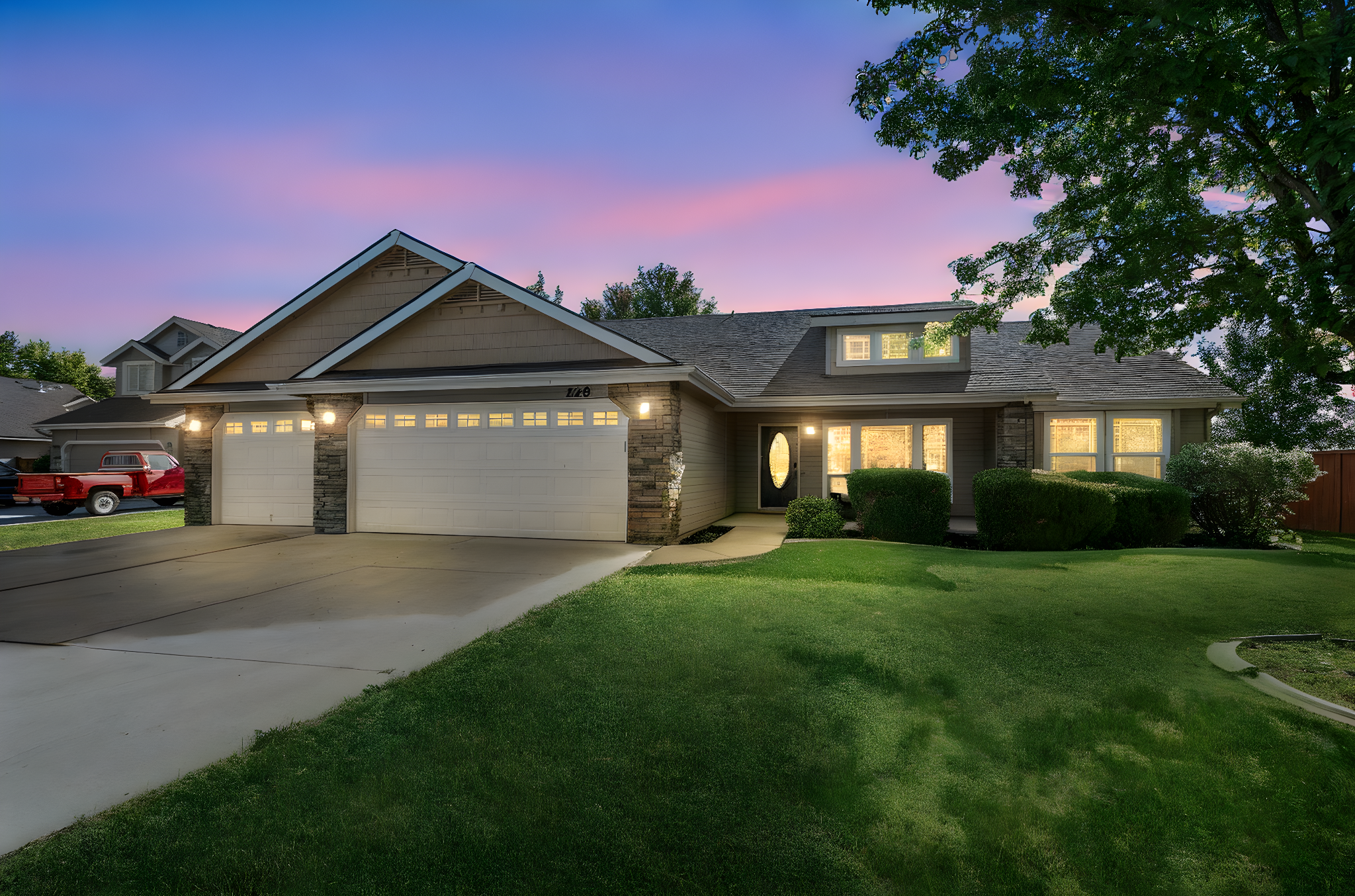 228 N Aspen Lakes Way-3 day to dusk.jpeg