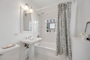 228 Poplar St_009.jpg