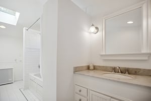 228 Poplar St_018.jpg