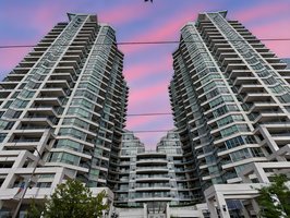 DSC00404 day to dusk.jpeg