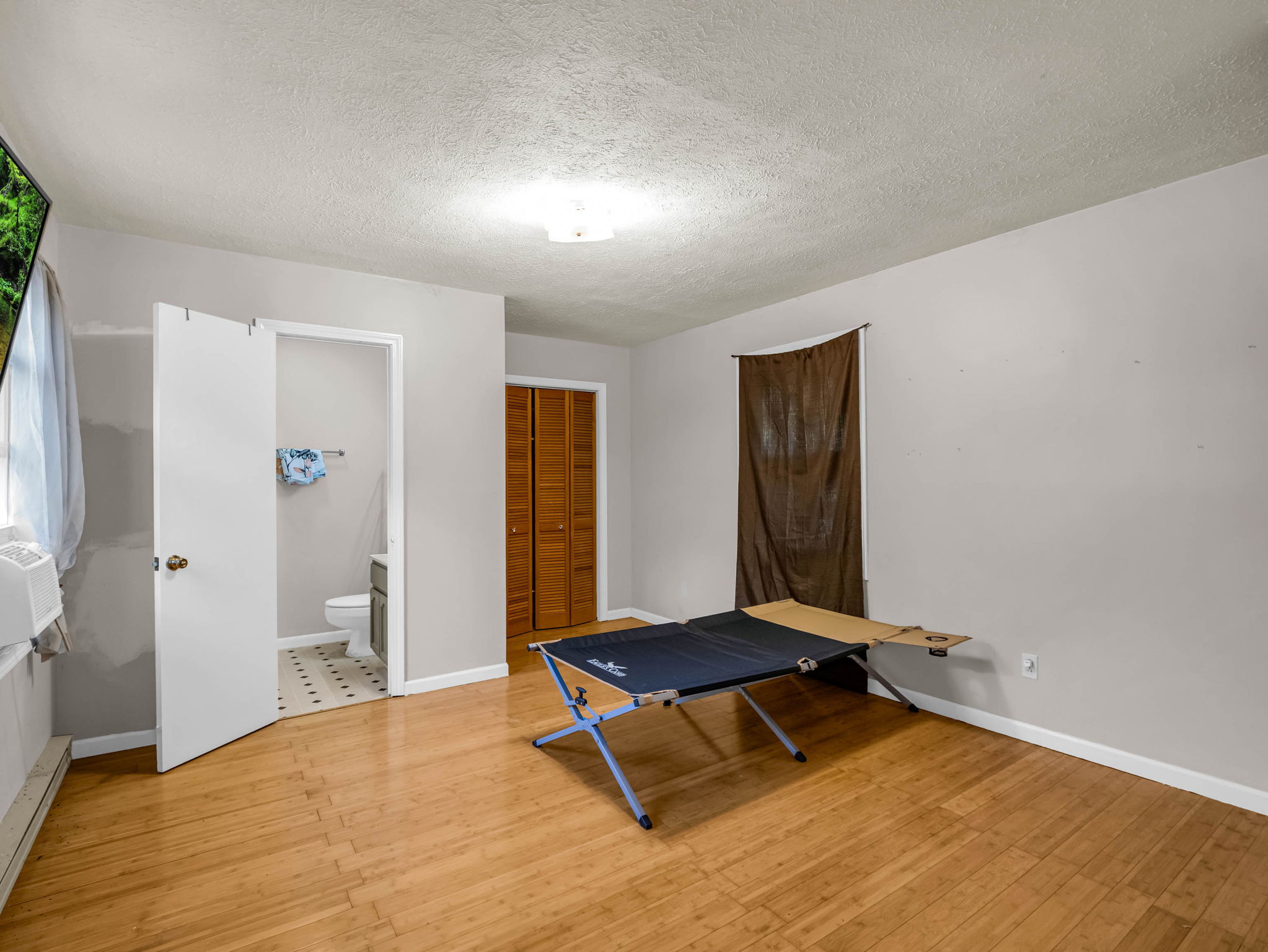 228-Stoney-Mountain-Rd-Hendersonville-NC-44