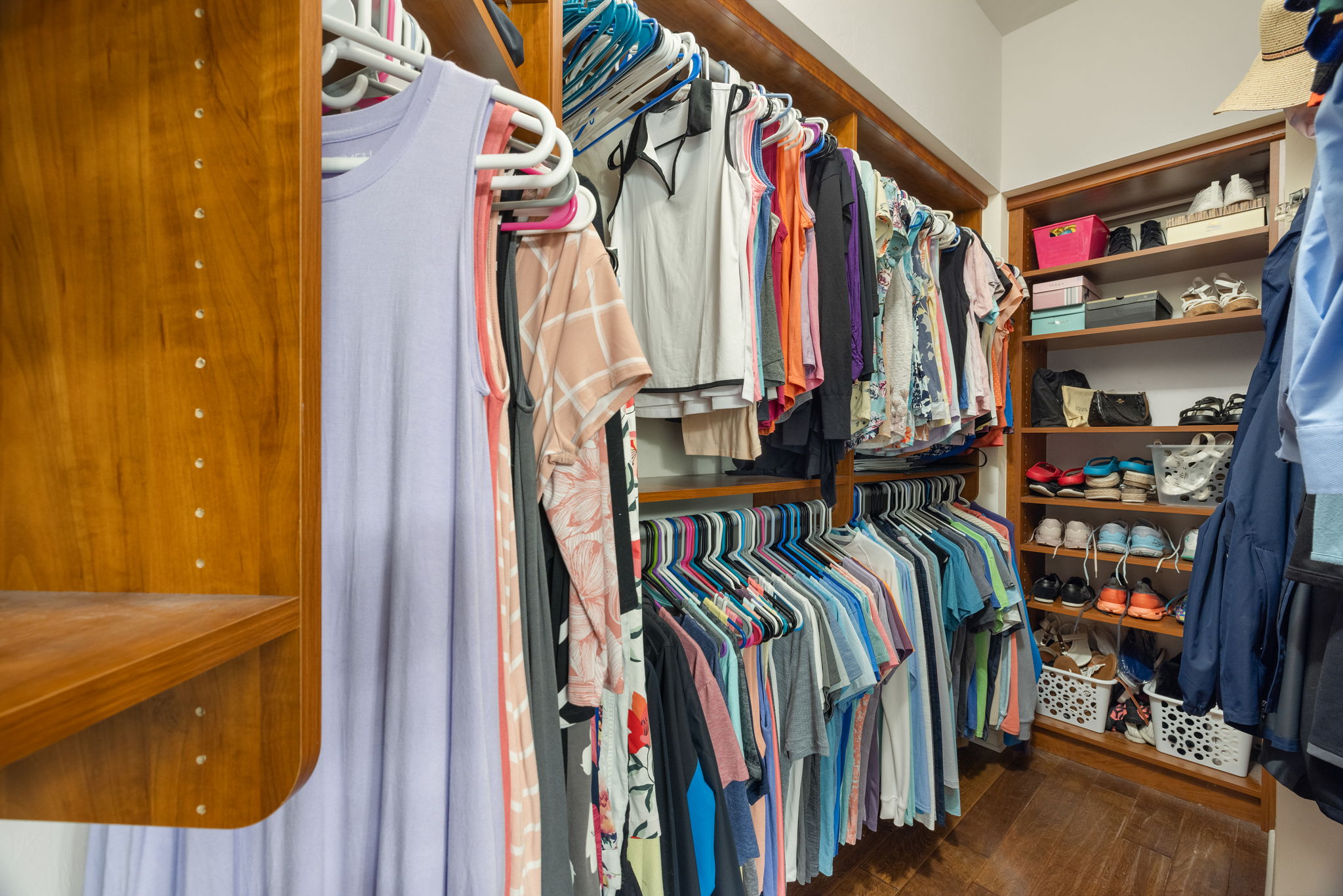 Walk-in Closet