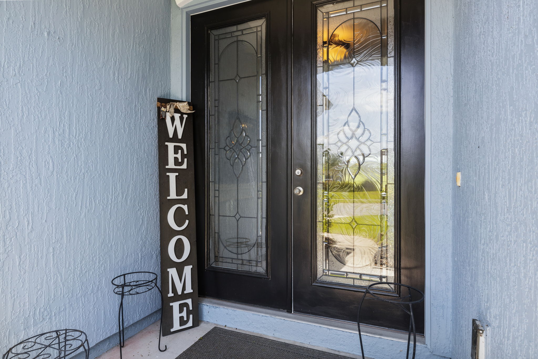 Front Entry Detail